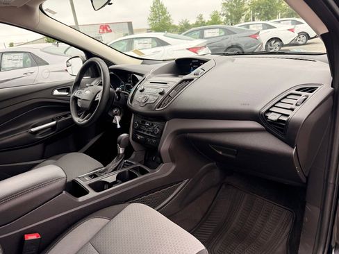 Used 2017 Ford Escape SE AWD/4WD image 35
