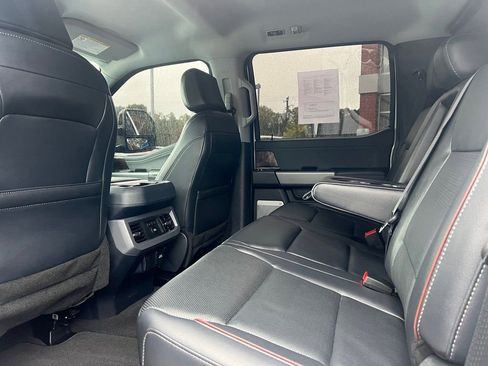 Used 2024 Ford F250 Lariat image 14