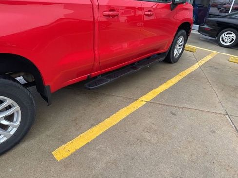 Used 2020 Chevrolet Silverado 1500 LT w/ All-Star Edition AWD/4WD image 9