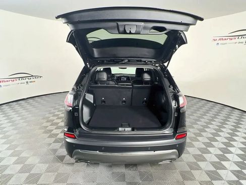 Used 2020 Jeep Cherokee Limited FWD image 26