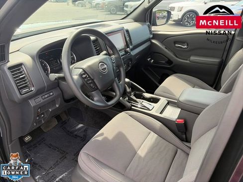 Used 2023 Nissan Frontier SV w/ Midnight Edition Package AWD/4WD image 29