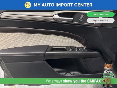 Used 2019 Ford Fusion SE w/ Equipment Group 151A image 10