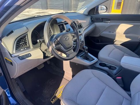 Used 2018 Hyundai Elantra SE w/ SE Connectivity Package 04 image 5