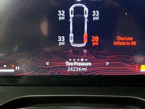 Used 2022 Jeep Grand Cherokee Limited image 14