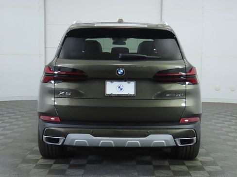 New 2026 BMW X5 sDrive40i w/ Climate Comfort Package image 6