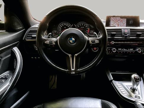 Used 2020 BMW M4 Coupe w/ Competition Package RWD image 5
