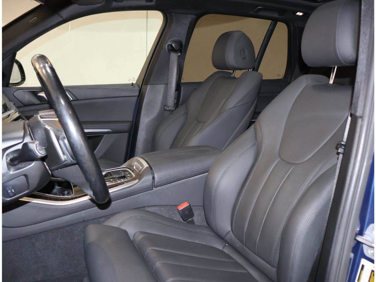 Used 2019 BMW X5 xDrive40i w/ Convenience Package AWD/4WD image 13