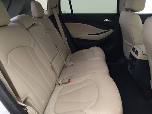 Used 2019 Buick Envision Essence FWD image 19