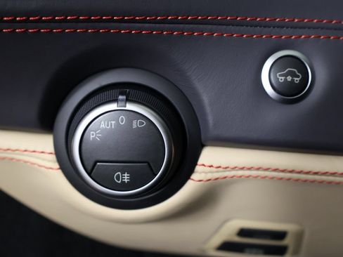 Used 2019 Ferrari 488 Spider RWD image 29