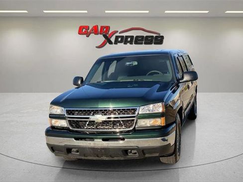 Used 2007 Chevrolet Silverado 1500 LS image 2