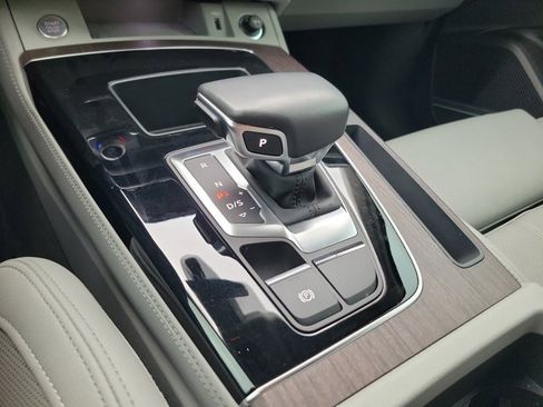 Certified 2022 Audi Q5 2.0T Premium Plus w/ Premium Plus Package image 31