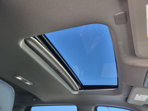 Used 2021 GMC Sierra 1500 Denali w/ Denali Premium Package image 8