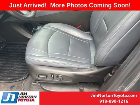 Used 2021 Buick Enclave Essence FWD image 6