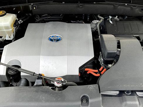 Used 2019 Toyota Highlander Limited Platinum image 32