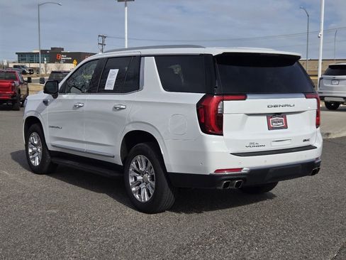 Used 2025 GMC Yukon Denali image 13