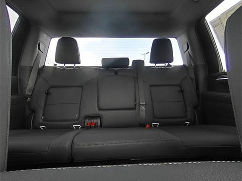 New 2025 GMC Sierra 2500 SLT image 27