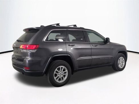Used 2020 Jeep Grand Cherokee Laredo image 5