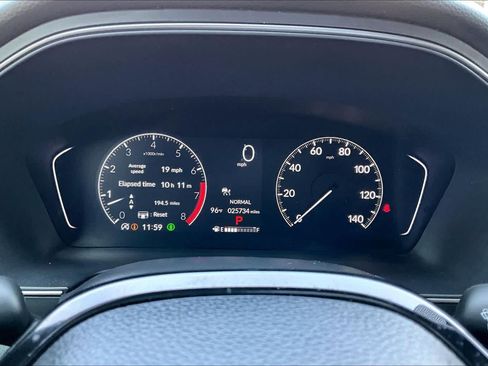 Used 2025 Honda Pilot TrailSport image 24