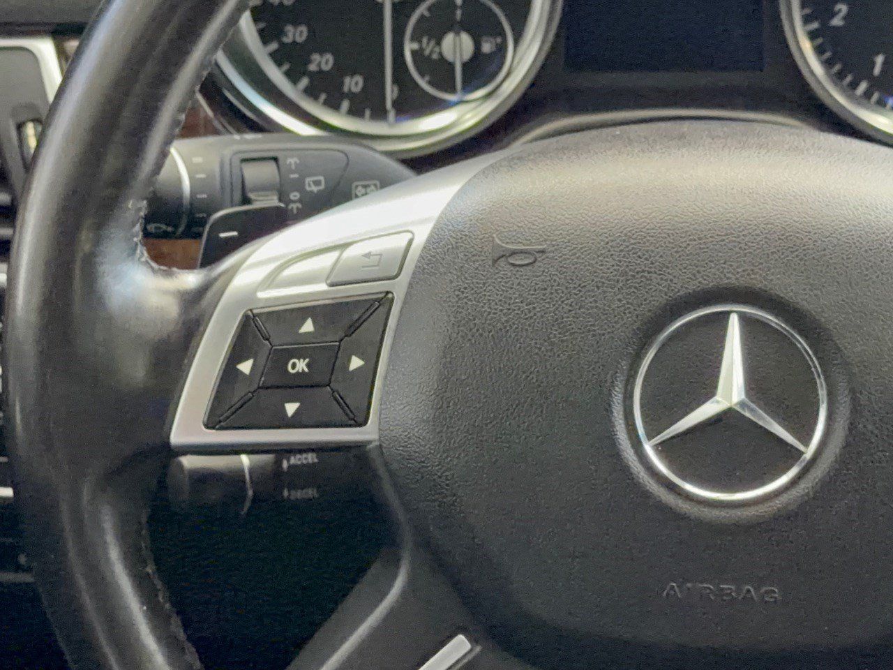 Used 2013 Mercedes-Benz ML 350 4MATIC w/ Premium 1 Pkg image 18