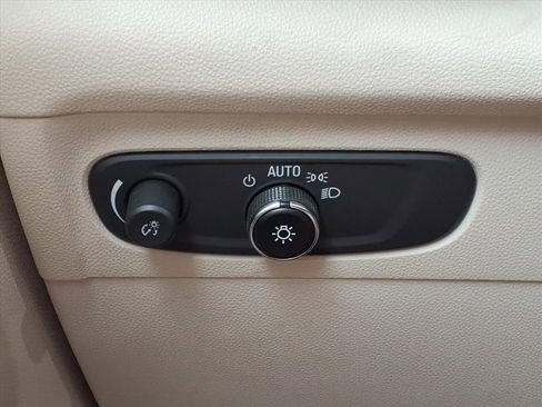 Used 2023 Buick Envision Preferred image 20