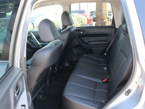 Used 2018 Subaru Forester 2.5i Touring w/ Popular Package #3B AWD/4WD image 9