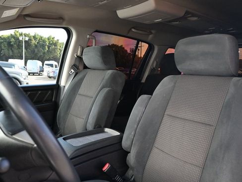 Used 2015 Nissan Armada SV image 12