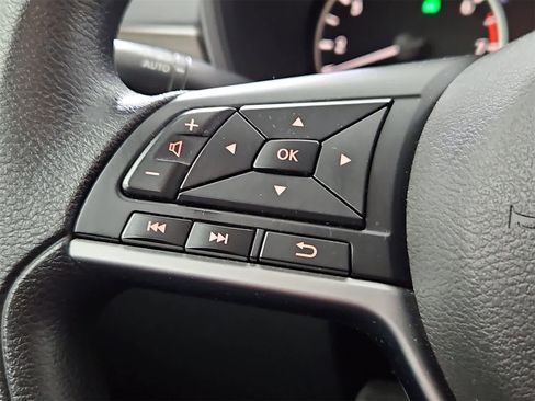 Used 2023 Nissan Altima 2.5 SV image 23