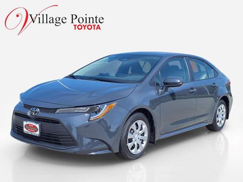 Certified 2026 Toyota Corolla LE FWD image 1