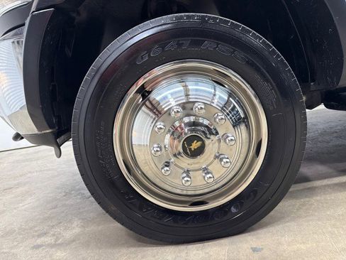 Used 2017 RAM 5500 Tradesman w/ Power & Remote Entry Group image 29