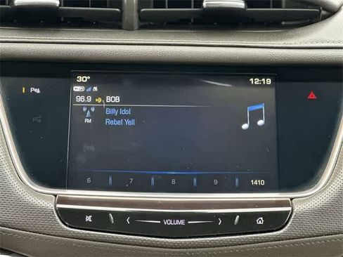 Used 2018 Cadillac XT5 Luxury w/ Driver Awareness Package image 12