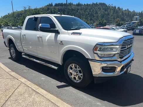 Used 2022 RAM 2500 Laramie AWD/4WD image 6