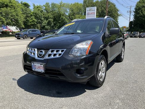 Used 2015 Nissan Rogue S w/ Convenience Package AWD/4WD image 1