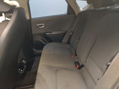 Used 2025 Kia K4 FWD image 18