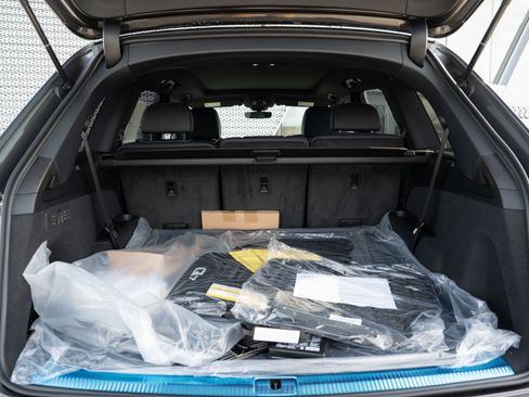 New 2026 Audi Q7 3.0T Premium Plus AWD/4WD image 29