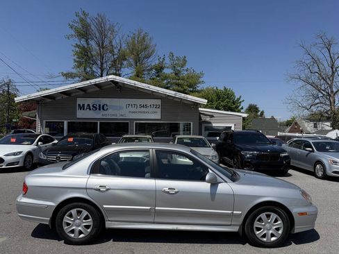 Used 2005 Hyundai Sonata GL FWD image 3