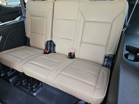 Used 2023 Chevrolet Tahoe Premier w/ Texas Edition RWD image 34