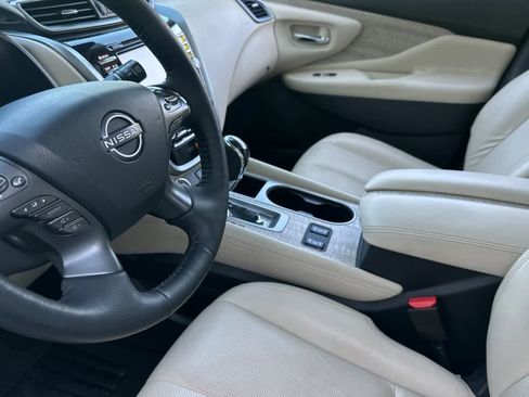 Used 2024 Nissan Murano SL image 13
