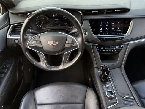Used 2024 Cadillac XT5 Premium Luxury image 14