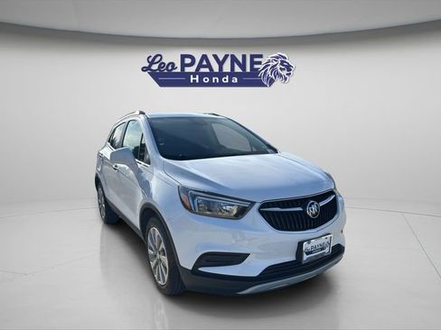 Used 2020 Buick Encore Preferred image 1