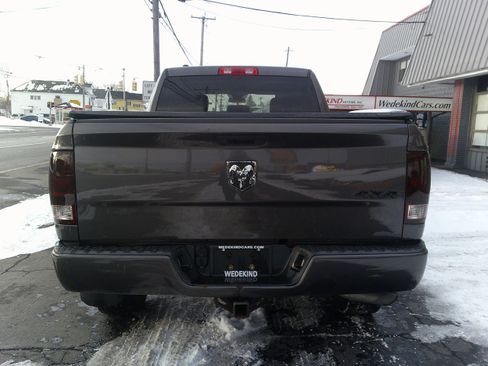 Used 2019 RAM 1500 Express w/ Express Value Package image 4