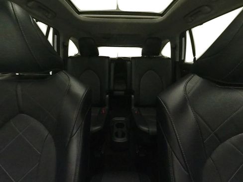 Used 2023 Toyota Highlander Platinum AWD/4WD image 29