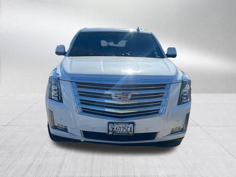 Certified 2018 Cadillac Escalade Platinum AWD/4WD image 5