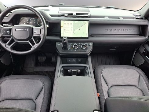 Certified 2024 Land Rover Defender 130 X-Dynamic SE AWD/4WD image 3