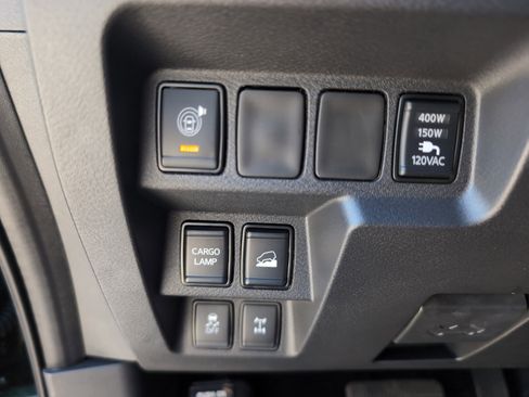 Used 2025 Nissan Frontier PRO-4X w/ Pro Premium Package AWD/4WD image 37