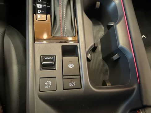 New 2026 Nissan Sentra SR w/ SR Premium Package FWD image 18