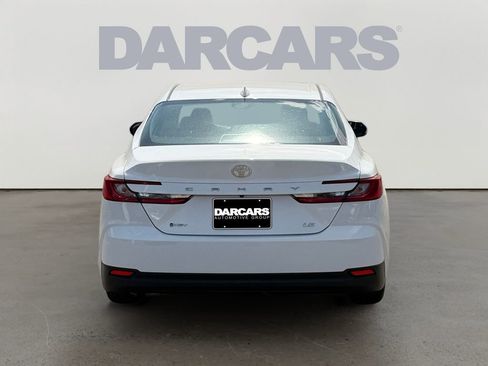 Used 2025 Toyota Camry LE image 6