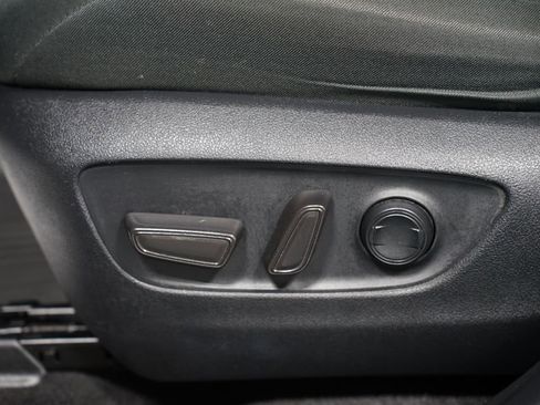 Certified 2022 Toyota RAV4 XLE image 32