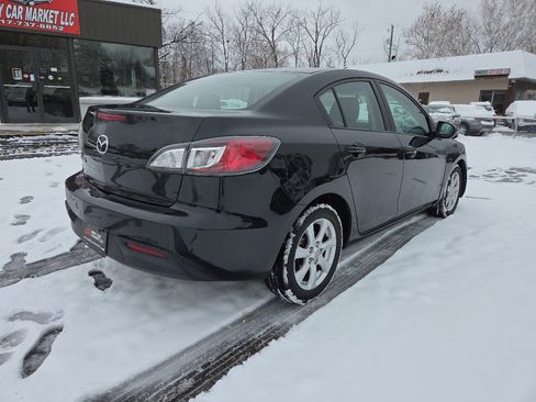 Used 2011 MAZDA MAZDA3 i Touring image 7