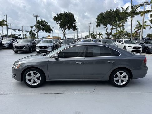 Used 2014 Volkswagen Passat 1.8T SE FWD image 11