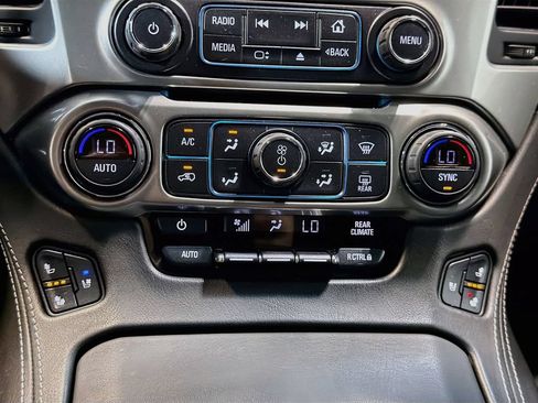 Used 2019 Chevrolet Suburban Premier w/ Max Trailering Package AWD/4WD image 18